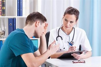 Urolog ordinerar behandling för prostatit